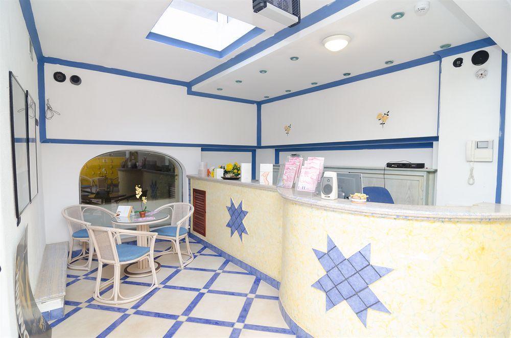 Hotel Flora Wellness & Beauty อีสเกีย ภายนอก รูปภาพ