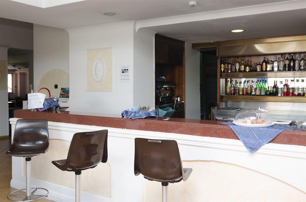 Hotel Flora Wellness & Beauty อีสเกีย ภายนอก รูปภาพ
